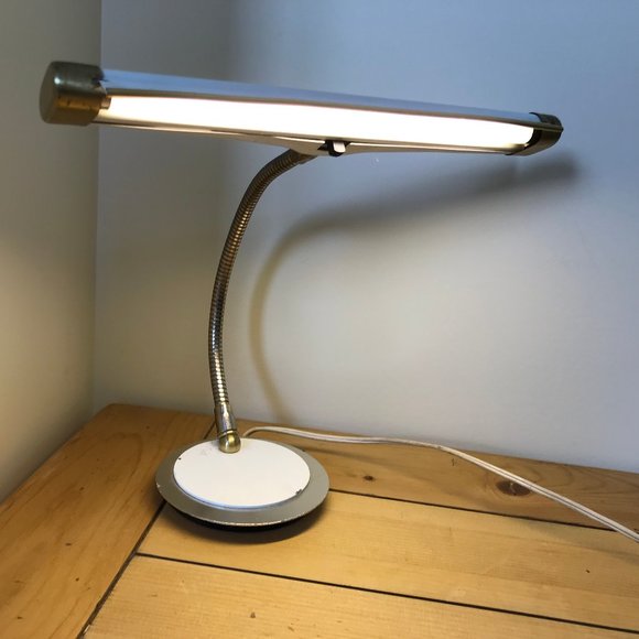 Brass & Chrome Gooseneck Round Base Lamp MCM Cannon Products USA Radionic - Picture 11 of 13